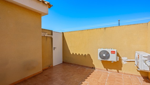 Venta - Apartamento - Daya Nueva - Costa Blanca South