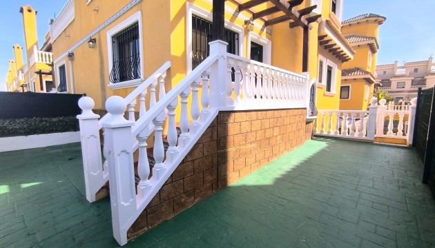 Sale - Semi - Detached Villa - Ciudad Quesada