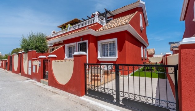 Resale - Villen
 - Villamartin - PAU 26