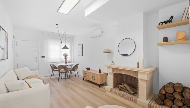 Resale - Villen
 - Villamartin - PAU 26