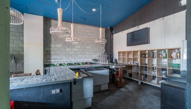 Alquiler a largo plazo - Unidad comercial
 - San Fulgencio - URB. LA MARINA