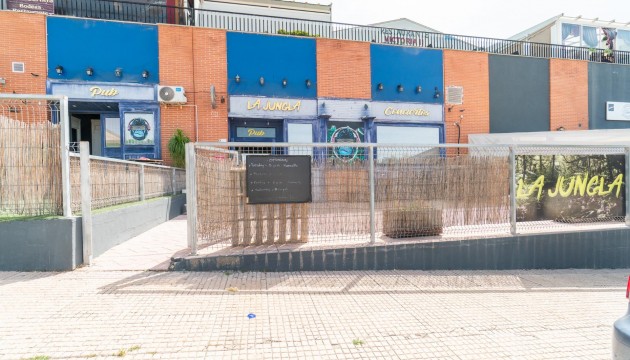 Alquiler a largo plazo - Unidad comercial
 - San Fulgencio - URB. LA MARINA