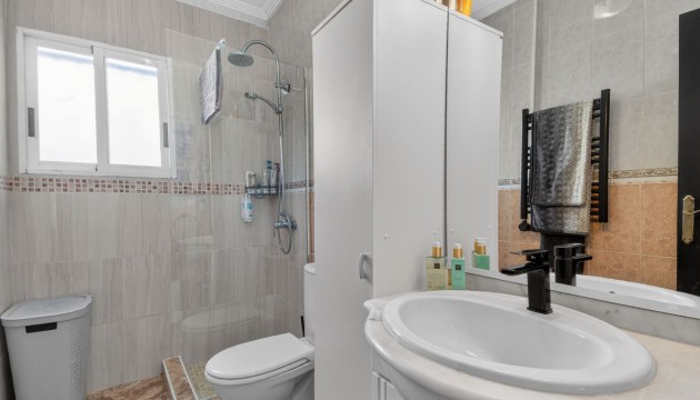 Sale - Apartment - Torrevieja - Aguas Nuevas