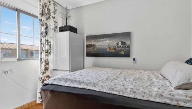 Sale - Apartment - Torrevieja - Aguas Nuevas