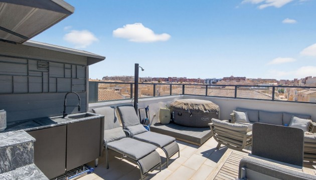 Sale - Apartment - Torrevieja - Aguas Nuevas