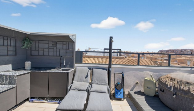 Sale - Apartment - Torrevieja - Aguas Nuevas