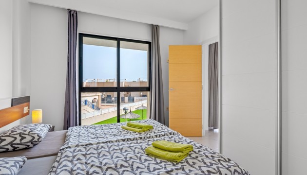 Resale - Wohnung - Orihuela Costa - La Zenia
