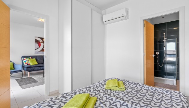 Resale - Wohnung - Orihuela Costa - La Zenia