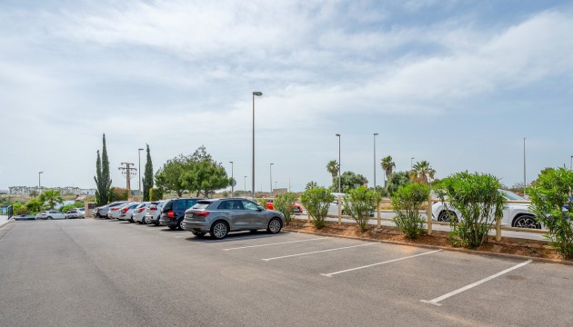 Resale - Wohnung - Orihuela Costa - La Zenia