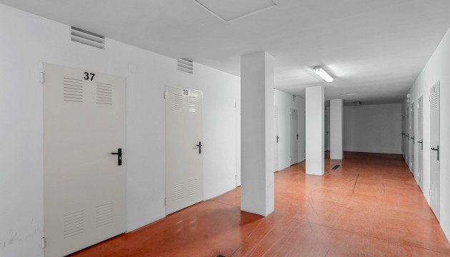 Resale - Wohnung - Orihuela Costa - La Zenia