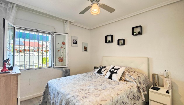 Venta - Bungalow - Torrevieja - Torreta - Salado