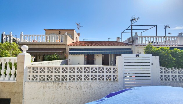 Venta - Bungalow - Torrevieja - Torreta - Salado