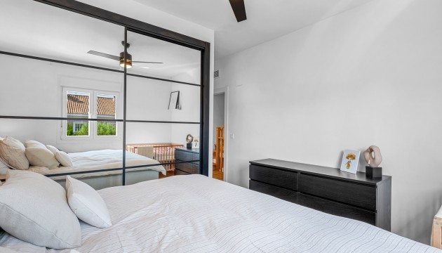 Revente - Maison de ville - Alicante - Playa San Juan