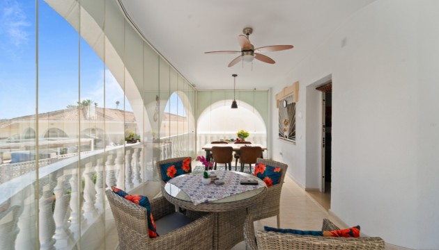 Sale - Villas - Urbanización Monteazul