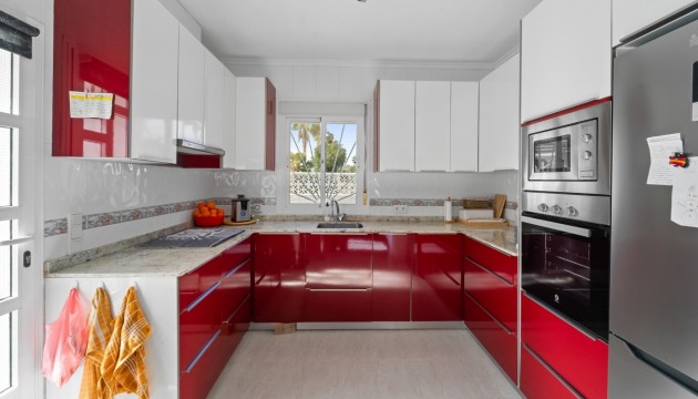 Sale - Villas - Urbanización Monteazul