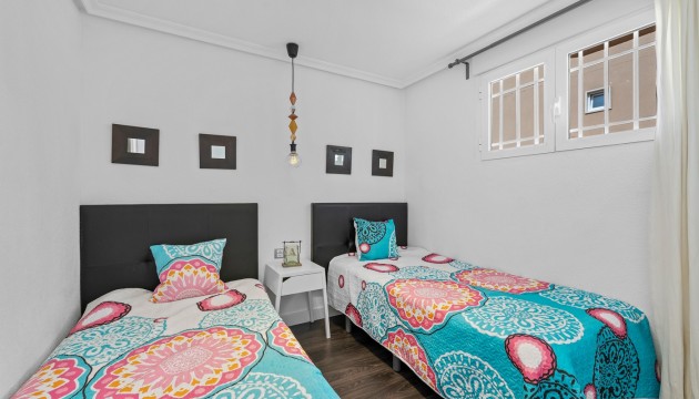 Revente - Appartement - Punta Prima - Punta prima