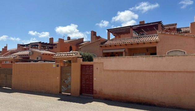 Sale - Apartment - Torrevieja - Aguas Nuevas