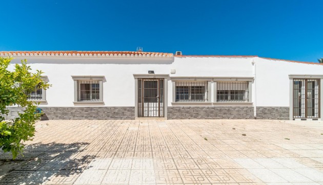 Sale - Villas - Torrevieja - Torreta florida