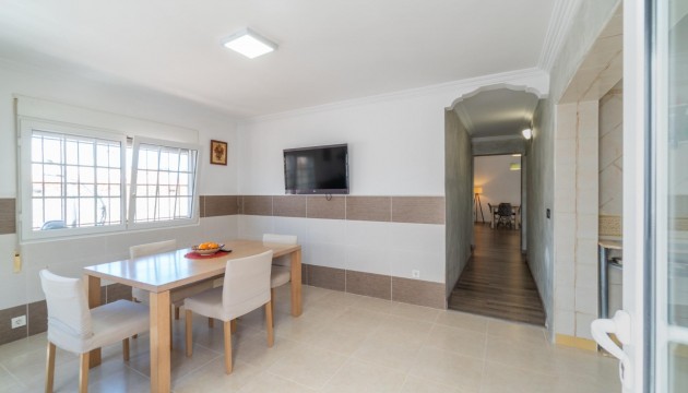 Sale - Villas - Torrevieja - Torreta florida