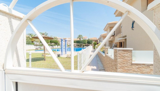 Sale - Chalet - Orihuela - Playa Flamenca