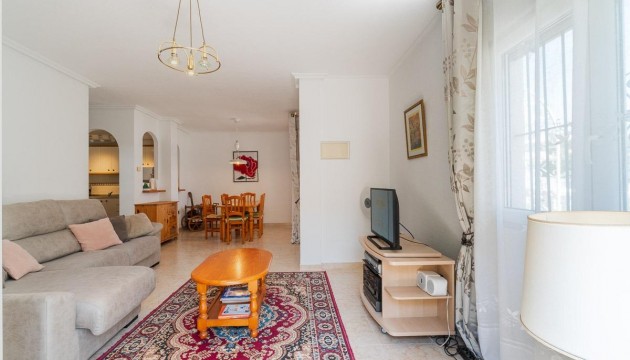 Sale - Chalet - Orihuela - Playa Flamenca