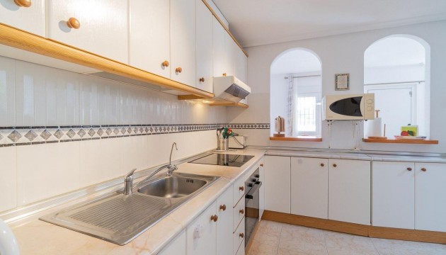 Sale - Chalet - Orihuela - Playa Flamenca
