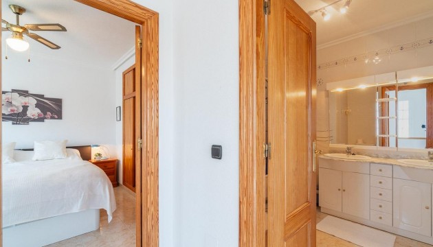Sale - Chalet - Orihuela - Playa Flamenca