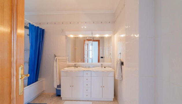 Sale - Chalet - Orihuela - Playa Flamenca