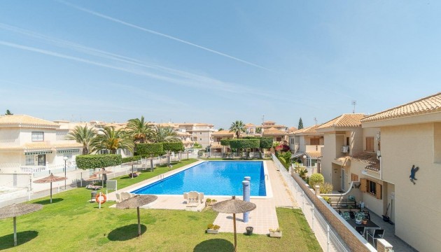 Sale - Chalet - Orihuela - Playa Flamenca