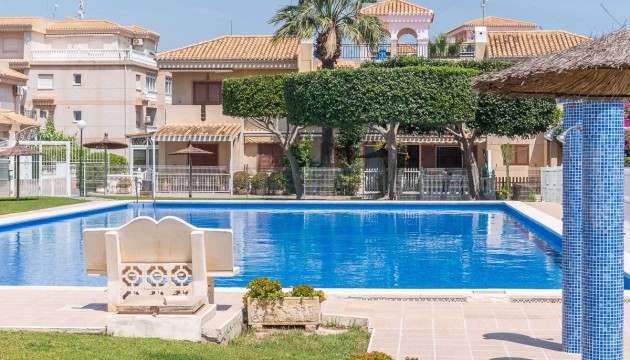 Sale - Chalet - Orihuela - Playa Flamenca