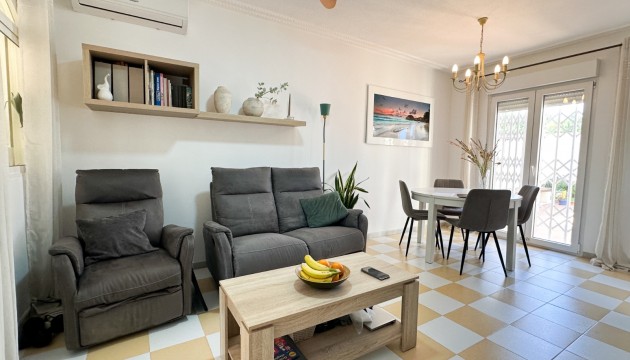 Venta - Villas
 - Torrevieja - Nueva Torrevieja