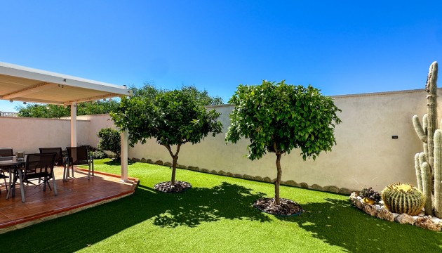 Venta - Villas
 - Torrevieja - Nueva Torrevieja