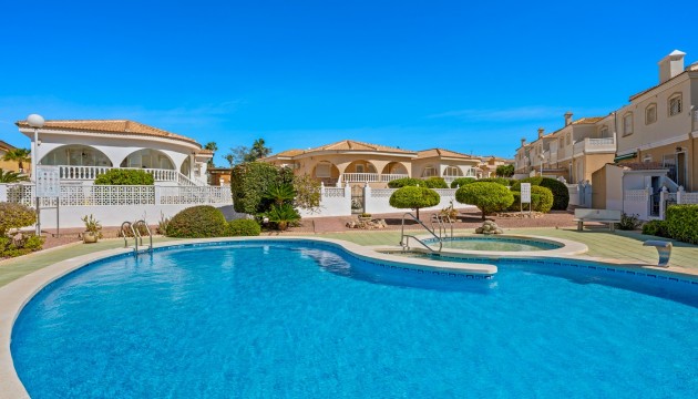Resale - Villen
 - Benijofar - Monte Azul