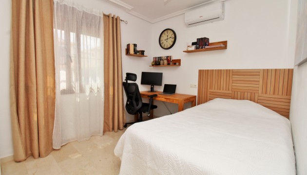 Resale - Townhouse - Villamartin - PAU 8