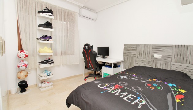 Resale - Townhouse - Villamartin - PAU 8
