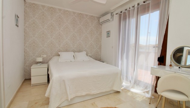 Resale - Townhouse - Villamartin - PAU 8