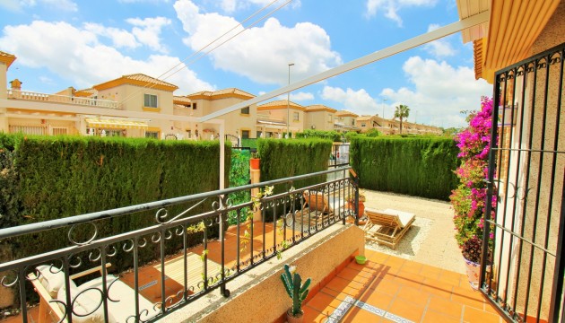 Resale - Townhouse - Villamartin - PAU 8