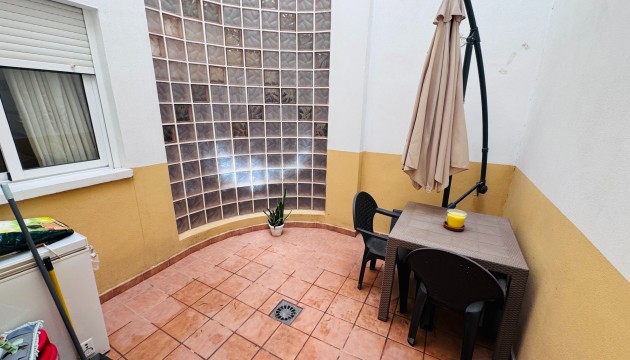 Resale - Wohnung - Algorfa