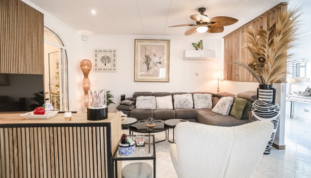Sale - Townhouse - La Marina
