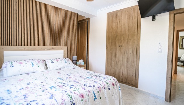 Sale - Townhouse - La Marina