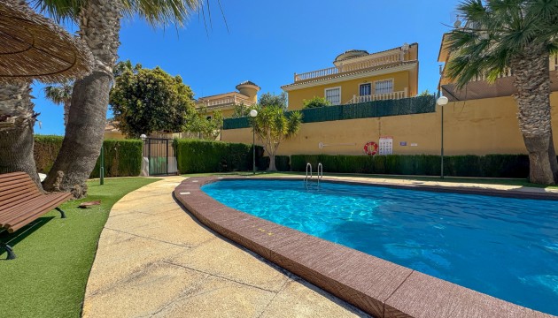Sale - Townhouse - Orihuela Costa - Villamartín