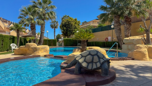 Sale - Townhouse - Orihuela Costa - Villamartín