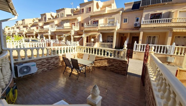 Sale - Townhouse - Orihuela Costa - Playa Flamenca