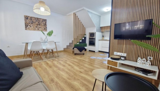 Sale - Townhouse - Orihuela Costa - Playa Flamenca