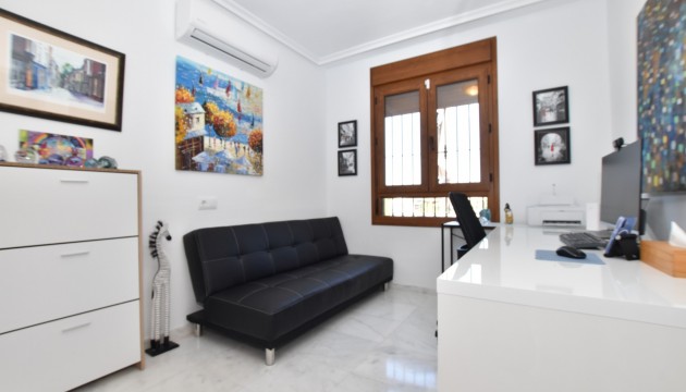 Revente - Villa's
 - Algorfa - La finca Golf