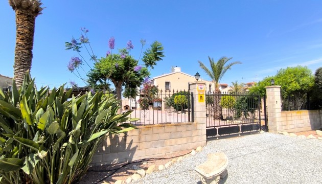 Sale - Villas - Albatera
