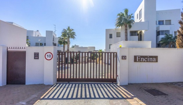 Sale - Apartment - Orihuela Costa - Las Colinas golf