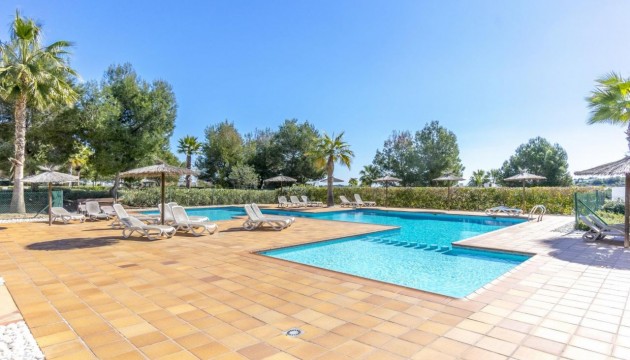 Sale - Apartment - Orihuela Costa - Las Colinas golf