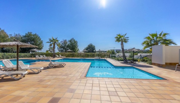 Sale - Apartment - Orihuela Costa - Las Colinas golf