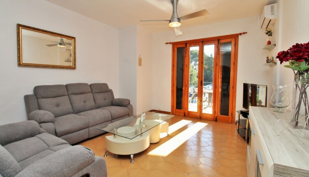 Sale - Apartment - Villamartin - Villamartín